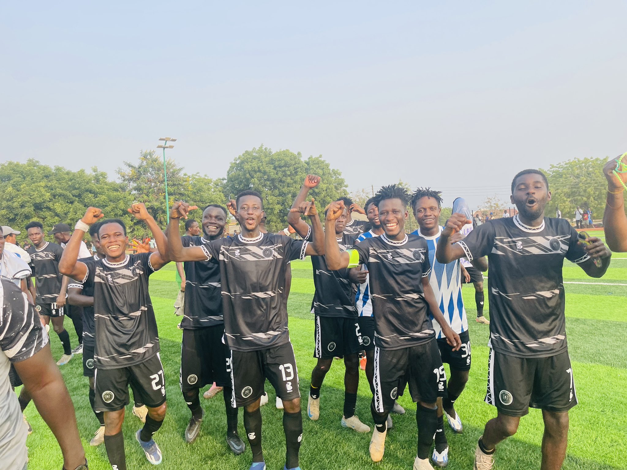 Swedru All Blacks — players on the pitch, club environment